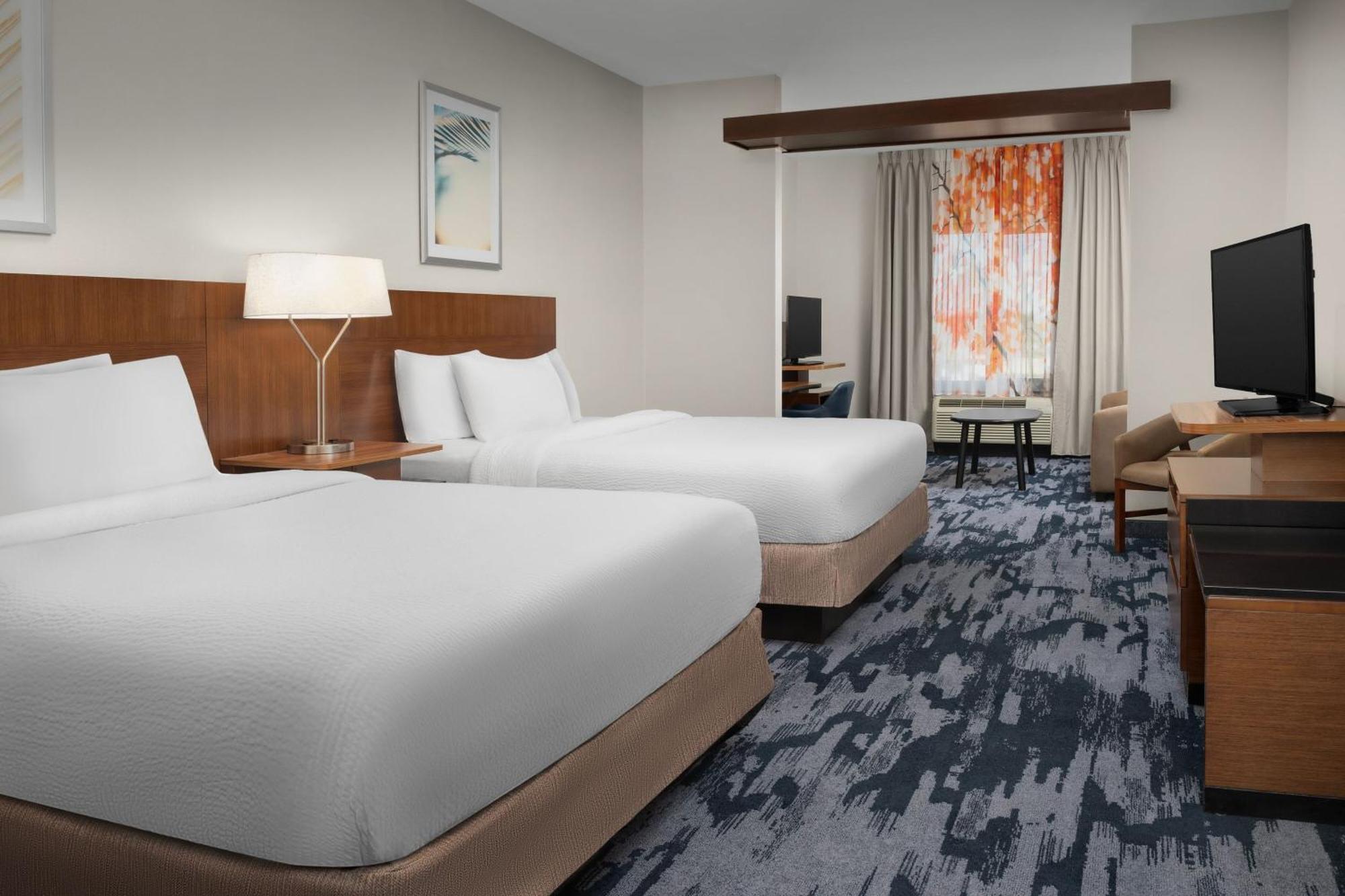 Fairfield Inn & Suites By Marriott Panama City Beach Upper Grand Lagoon Экстерьер фото