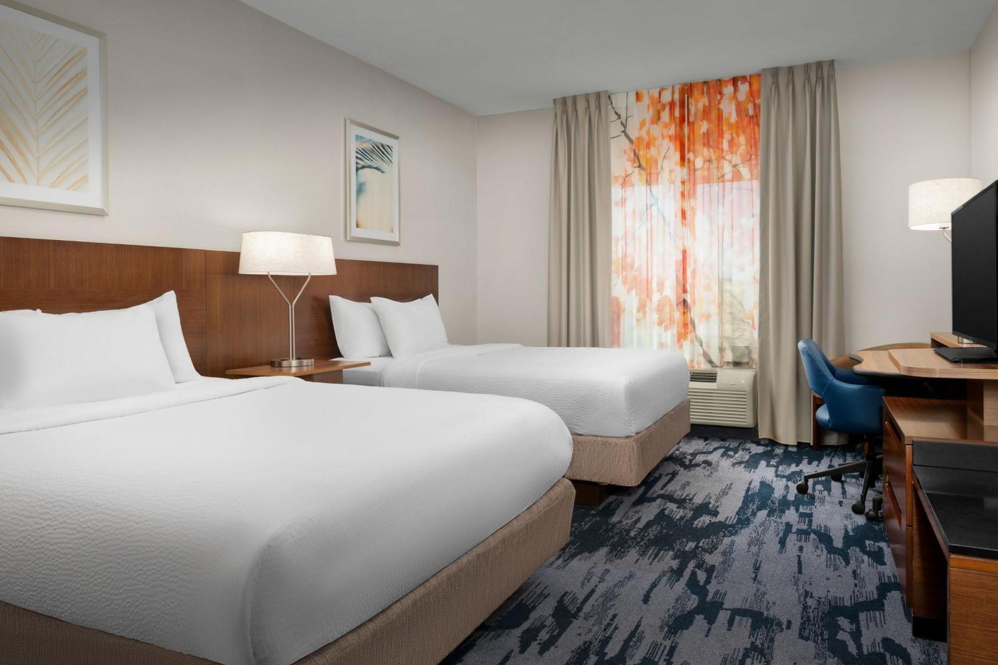 Fairfield Inn & Suites By Marriott Panama City Beach Upper Grand Lagoon Экстерьер фото