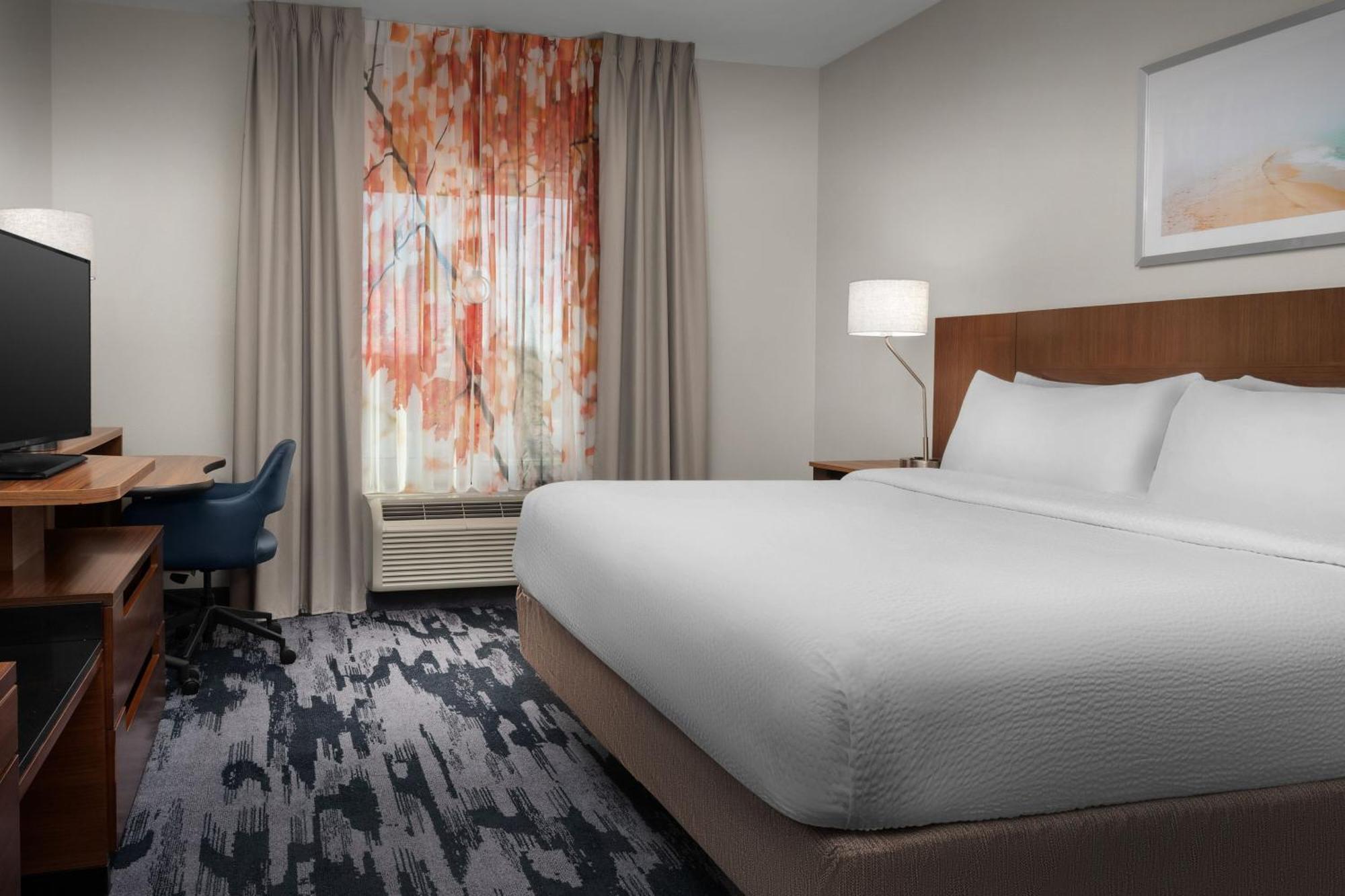Fairfield Inn & Suites By Marriott Panama City Beach Upper Grand Lagoon Экстерьер фото