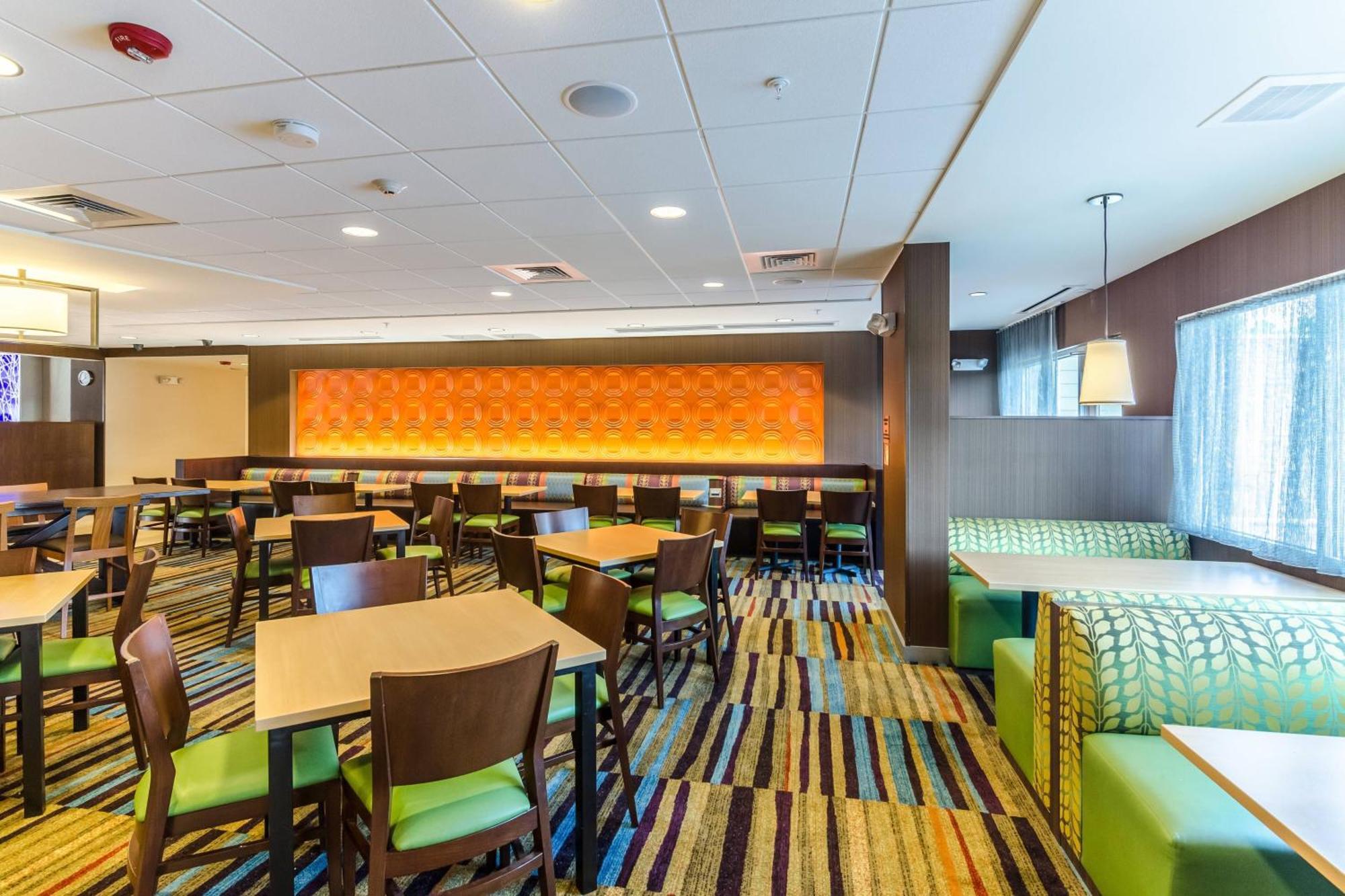 Fairfield Inn & Suites By Marriott Panama City Beach Upper Grand Lagoon Экстерьер фото