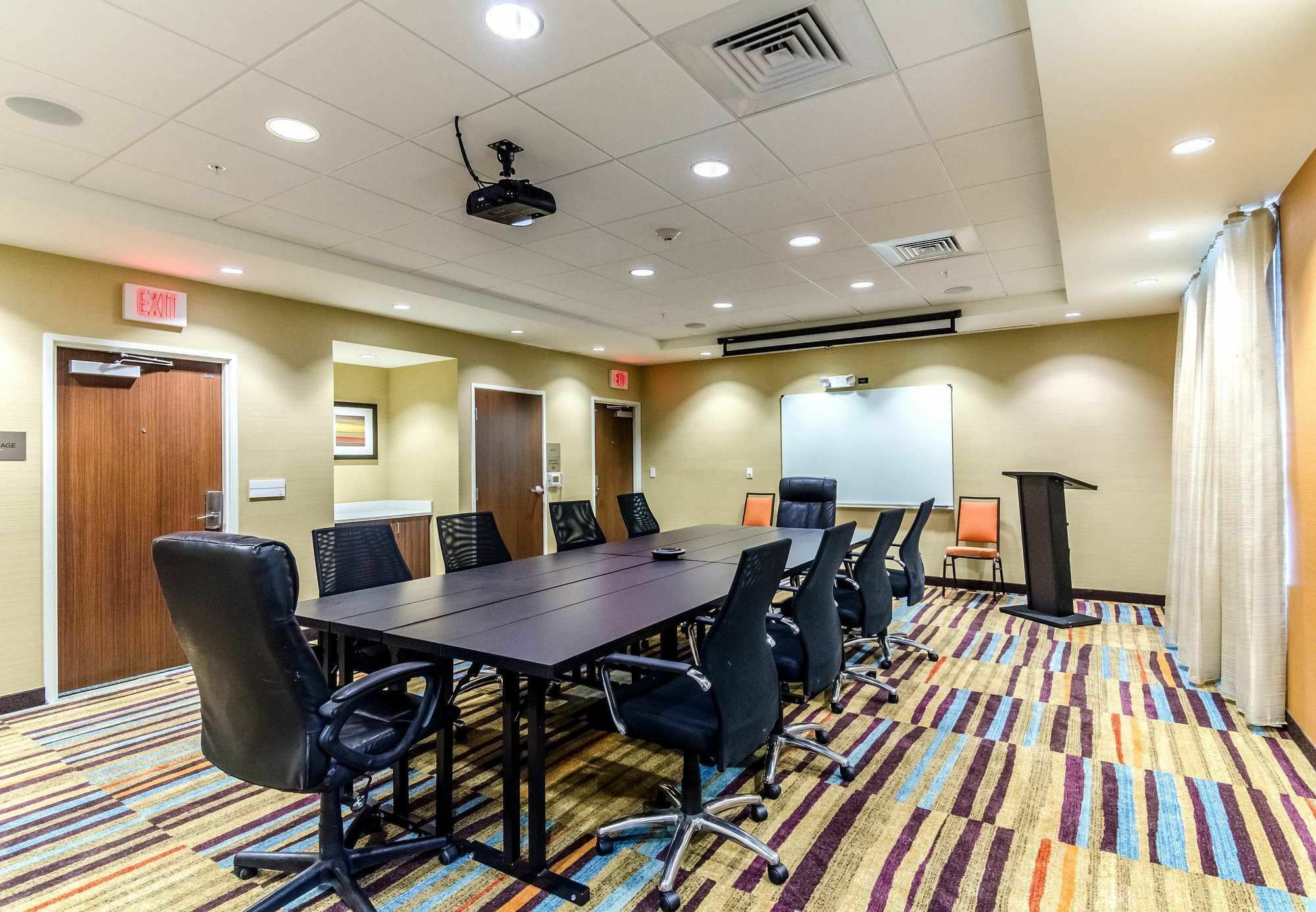 Fairfield Inn & Suites By Marriott Panama City Beach Upper Grand Lagoon Экстерьер фото